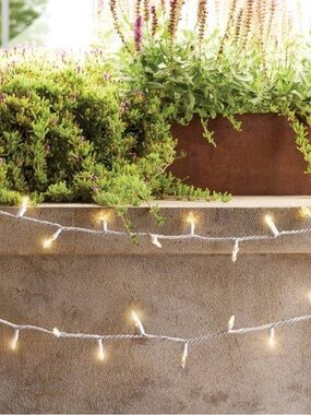2!!!! THRESHOLD NWT 100ct LED Outdoor Miniature String Lights -White